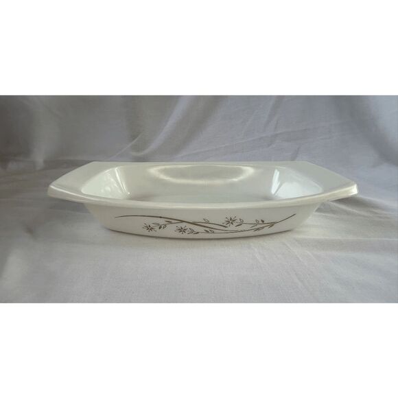 Pyrex Golden Honeysuckle 1.5 Quart Casserole Dish 003 Great Condition - Picture 1 of 9